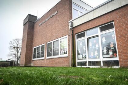 Nach Hängepartie: Voerder Grundschule soll erweitert werden – die Bauvarianten