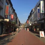 Polizei Dinslaken sucht Zeugen: Täter brechen in Juweliergeschäft ein und stehlen Goldschmuck