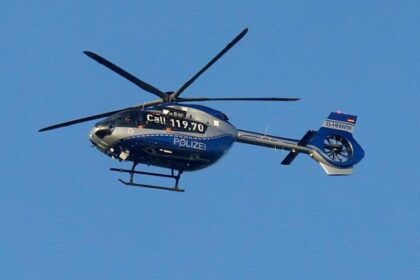 Polizeihubschrauber über Dinslaken im Einsatz: Das ist bisher bekannt