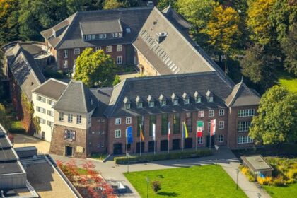 Rekord-Steuererhöhung in Dinslaken: Was das pro Haushalt bedeutet