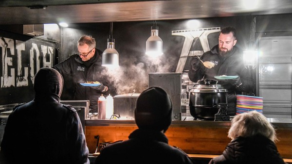 „Wunderfinder“ Dinslaken holten Berndt (61) von der Straße: „Hatte gar nichts“
