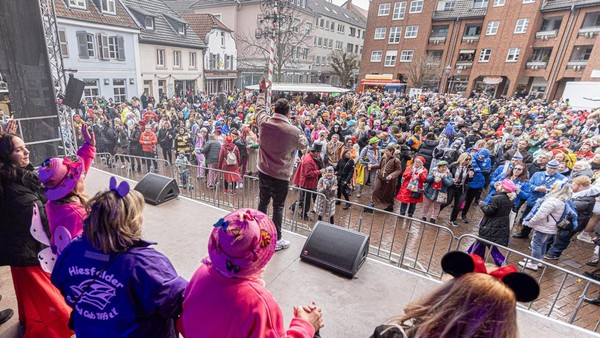 Altweiberparty auf dem Altmarkt in Dinslaken: Das ist zu beachten