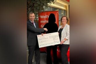 „Besondere Freude“: Dinslakenerin gewinnt 250.000 Euro in der PS-Lotterie