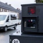 Blitzer in Dinslaken beschädigt: Polizei sucht Zeugen der Tat