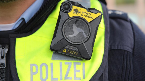Bootsmotor und Stromerzeuger in Voerde gestohlen – Polizei sucht Hinweise