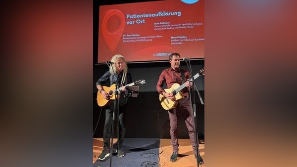 Dinslakener Apotheker rockt in Berlin - mit „Masked Singer“-Vocalcoach