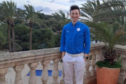 Dinslakener Jonah (23) macht Karriere im Ferien-Club auf Mallorca