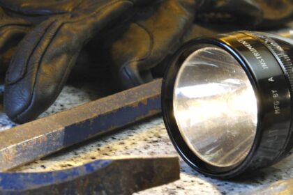 Einfamilienhaus in Hünxe: Einbrecher kamen durch das Kellerfenster