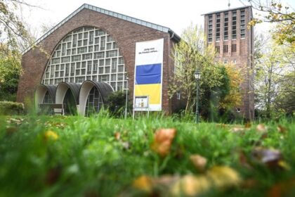 Entwicklung rund um die Kirche: Pfarrversammlung in St. Albertus Magnus