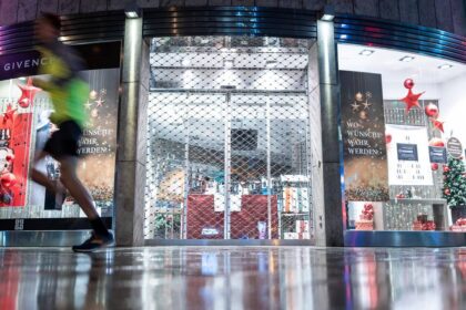 Insolvenzverfahren: Parfümeriekette Pieper schließt neun Filialen in NRW – diese Städte sind betroffen