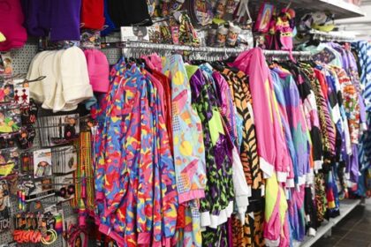 Karneval in Dinslaken: In diesen Geschäften gibt es Kostüme für unter 20 Euro