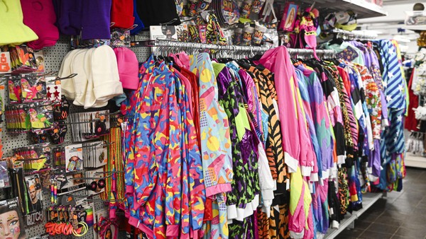 Karneval in Dinslaken: In diesen Geschäften gibt es Kostüme für unter 20 Euro