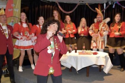 Karneval in Dinslaken: So emotional wurde es bei der Feier zum Sessionsabschluss