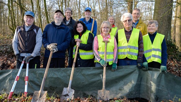 Krötenzäune in Dinslaken: „Lohnt sich auch, wenn es nur hundert Tiere sind“