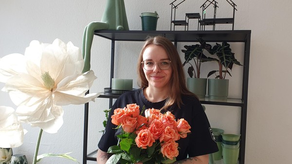 Neuer Blumenladen eröffnet in Voerder Innenstadt: Wann „Blumenmädchen“ aufmacht