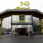 Plötzliche Parkbeschränkung bei Dinslakener Edeka – das droht bei Überschreitung