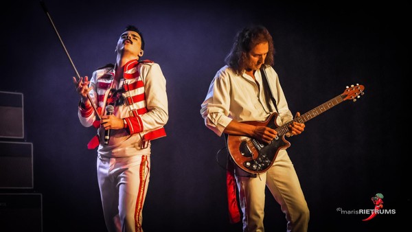 Queen-Revival-Band rockt das Dinslakener Burgtheater - Ticketverkauf gestartet