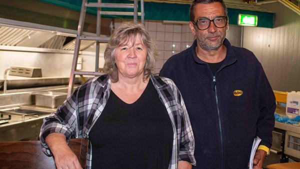 Schließt die Dinslakener Eishalle? Gastro-Betreiber wusste nichts – „geschockt“