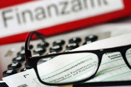 Steuererklärung mit einem Klick: Finanzamt Dinslaken bietet neuen App-Service