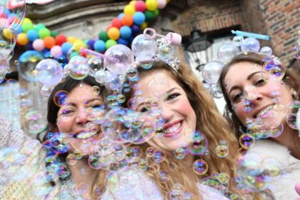 Tipps und Termine: Rathaussturm und Partys – Altweiber in Dinslaken, Voerde, Hünxe