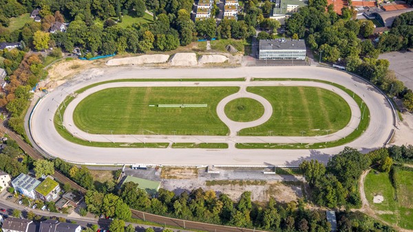 Trabrennbahn in Dinslaken: Nach langem Stillstand - so soll es dort weitergehen