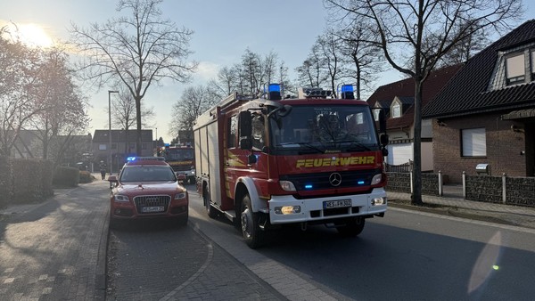 Alarm in Hünxe: Gesamte Feuerwehr rückt aus - und schnell wieder ein