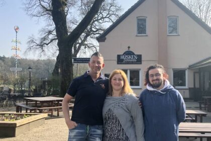 Ausflugslokal in Dinslaken: „Wir sind gern Gastgeber“ – Hüsken-Schroer eröffnet neu