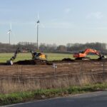 Bauarbeiten in Voerde-Mehrum: Bagger graben Oberboden ab – das ist der Grund