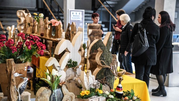 Dinslaken: Große Vielfalt beim Kunsthandwerkermarkt in der Kathrin-Türks-Halle
