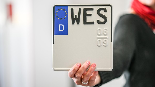 Eigenes Auto-Kennzeichen für Voerde rückt näher: Nur noch eine Hürde