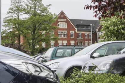 Großer Krankenhaus-Parkvergleich im Kreis Wesel: Wo Gäste 15 Euro pro Tag zahlen