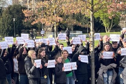 Im Dinslakener Rat ging es um die Zukunft der Eissporthalle – die Entscheidungen