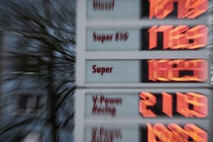 Iran-Krieg: Autofahrer „motzen“ über hohe Spritpreise – und resignieren