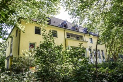 Lost Place in Dinslaken: Alte Villa steht zum Verkauf – das ist der Wert