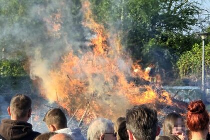 Osterfeuer 2026: Alle Events in Dinslaken, Voerde und Hünxe im Überblick