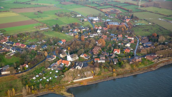 Voerde: Landwirtschaftlicher Betrieb soll umziehen - Entscheidung vertagt