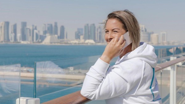 Warten hat ein Ende: Dinslakenerin kann Doha endlich verlassen