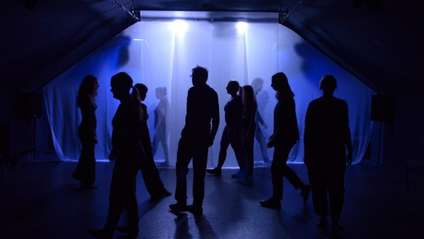 Amateurtheater in Dinslaken: eineinhalb Stunden düstere Realität