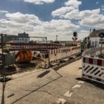 Betuwe-Linie in Dinslaken: Das passiert am 20. April am Bahnübergang Holtener Straße