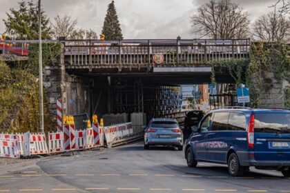 Brückenabbruch in Voerde: Auswirkungen auf Auto-, Bus- und Bahnverkehr