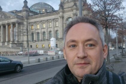 Ein Jahr Bundestag: Abgeordneter spricht Klartext über AfD, Diäten und Heute-Show