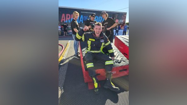 Feuerwehr im Wettkampfmodus: Trainingslager in Dinslaken