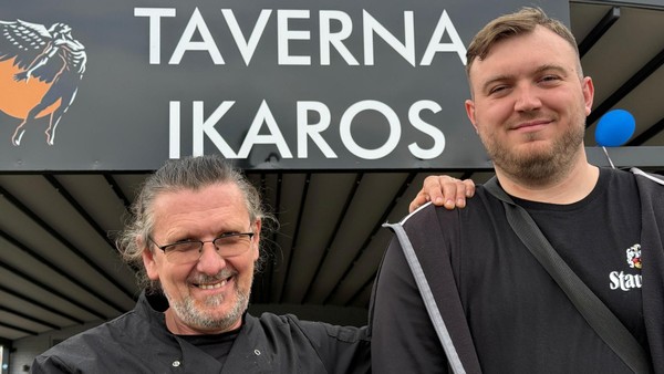 Flugplatz Schwarze Heide: Restaurant Taverna Ikaros öffnet mit neuen Pächtern