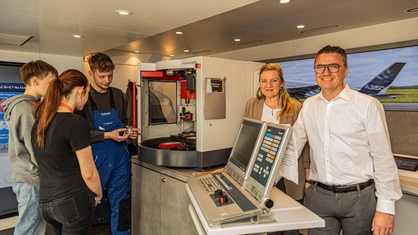 Fynn (22) über seine Ausbildung bei Flender: „Noch viel besser als gedacht“