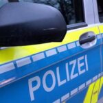 Gegenstand stürzt auf Pkw-Glasdach: Leichtverletzter auf der A3 in Hünxe