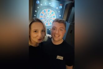 Goldene Meile in Dinslaken: Gruppe zieht durch Kneipen – die Challenge