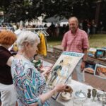 Kleidung, Spielzeug, Möbel: Sechs Trödelmärkte am Niederrhein, deren Besuch sich lohnt