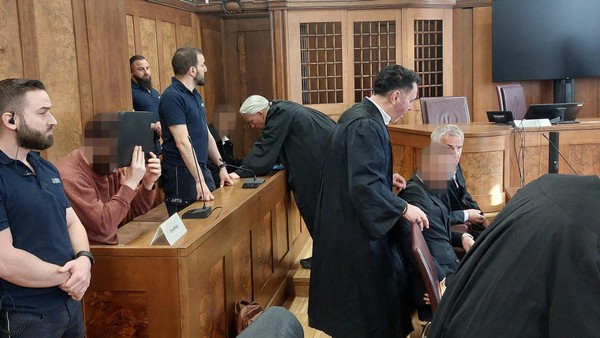 Mord in Voerde: Messerstich ins Herz einer 52-Jährigen war eine Auftragstat