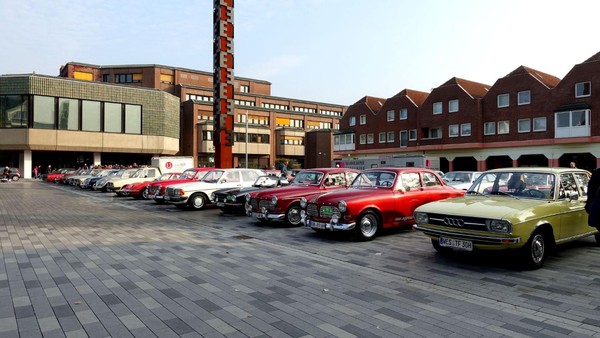 Oldtimer-Rallye in Voerde: Bis zu 100 Klassiker starten am Rathausplatz