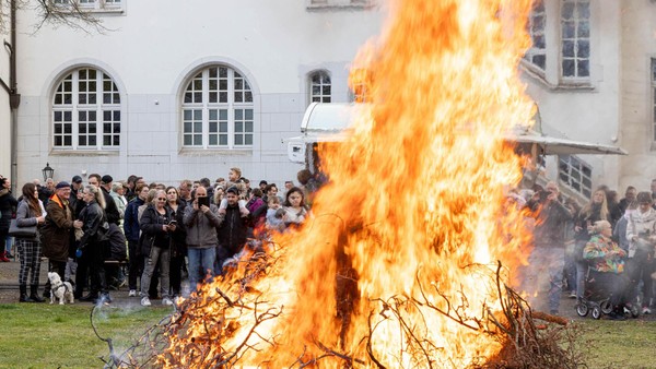 Osterfeuer beim BSV Barmingholten bietet Tradition, Gemeinschaft und Aktivitäten